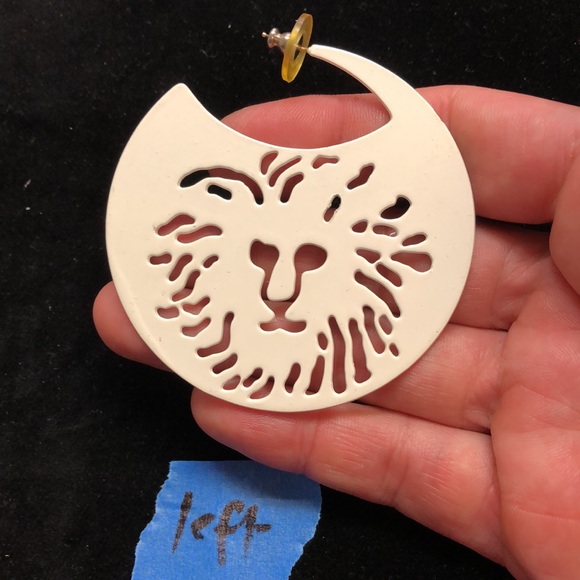 Vintage Rare Anne Klein Lion Head Logo Crescent Shaped Earrings - Picture 6 of 16